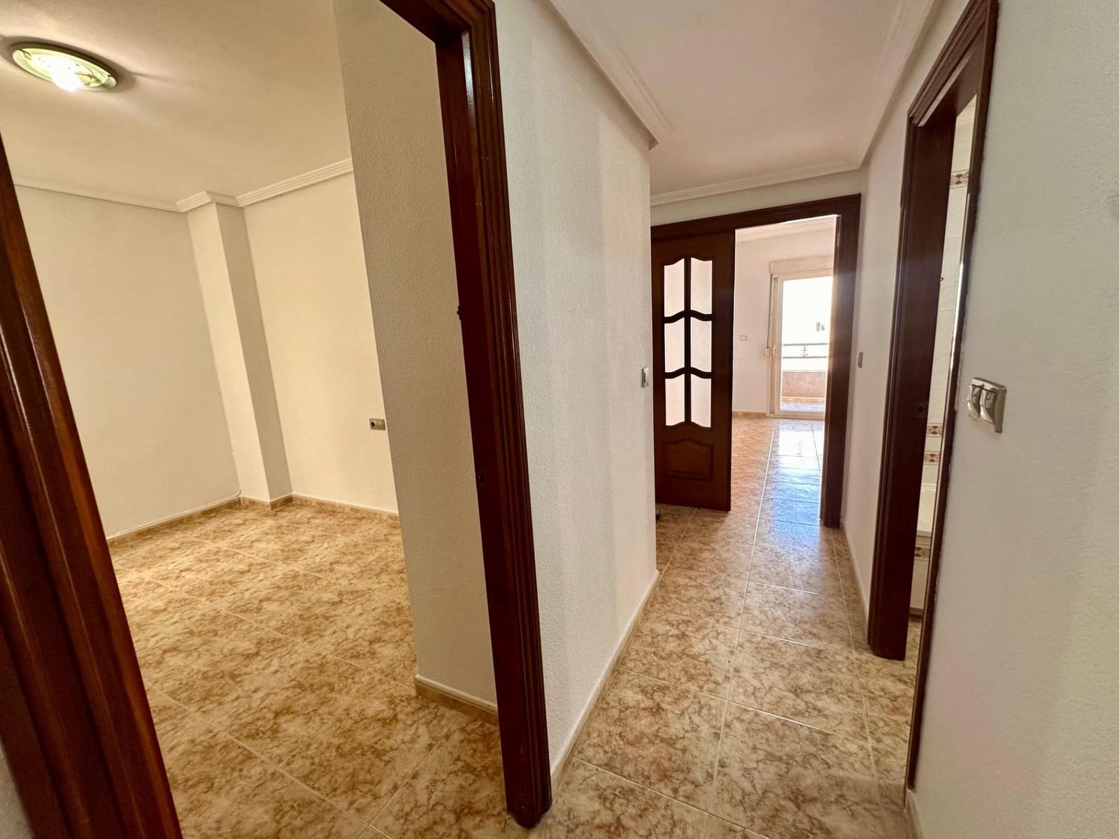 3 quarto Apartamento para venda em Torrevieja - 179 000 € (Ref: 8696510)