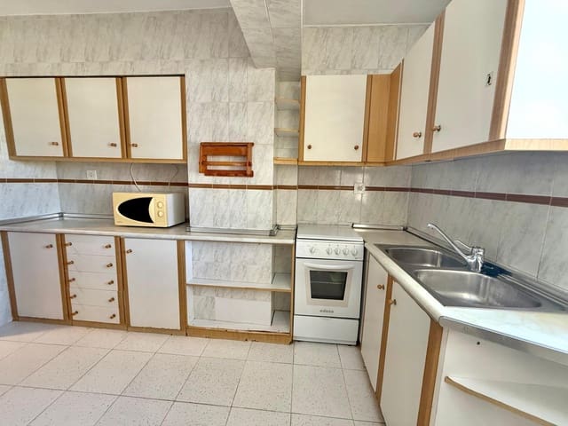 Apartamento de 3 habitaciones en Puerto Deportivo, Torrevieja en venta con piscina - 217.500 € (Ref: 8755686)