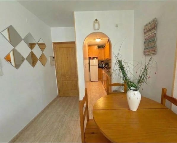 Apartamento de 1 habitación en Centro, Torrevieja en venta con piscina garaje - 119.900 € (Ref: 8849319)