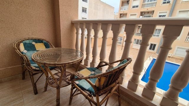 Apartamento de 1 habitación en Centro, Torrevieja en venta con piscina garaje - 119.900 € (Ref: 8849319)