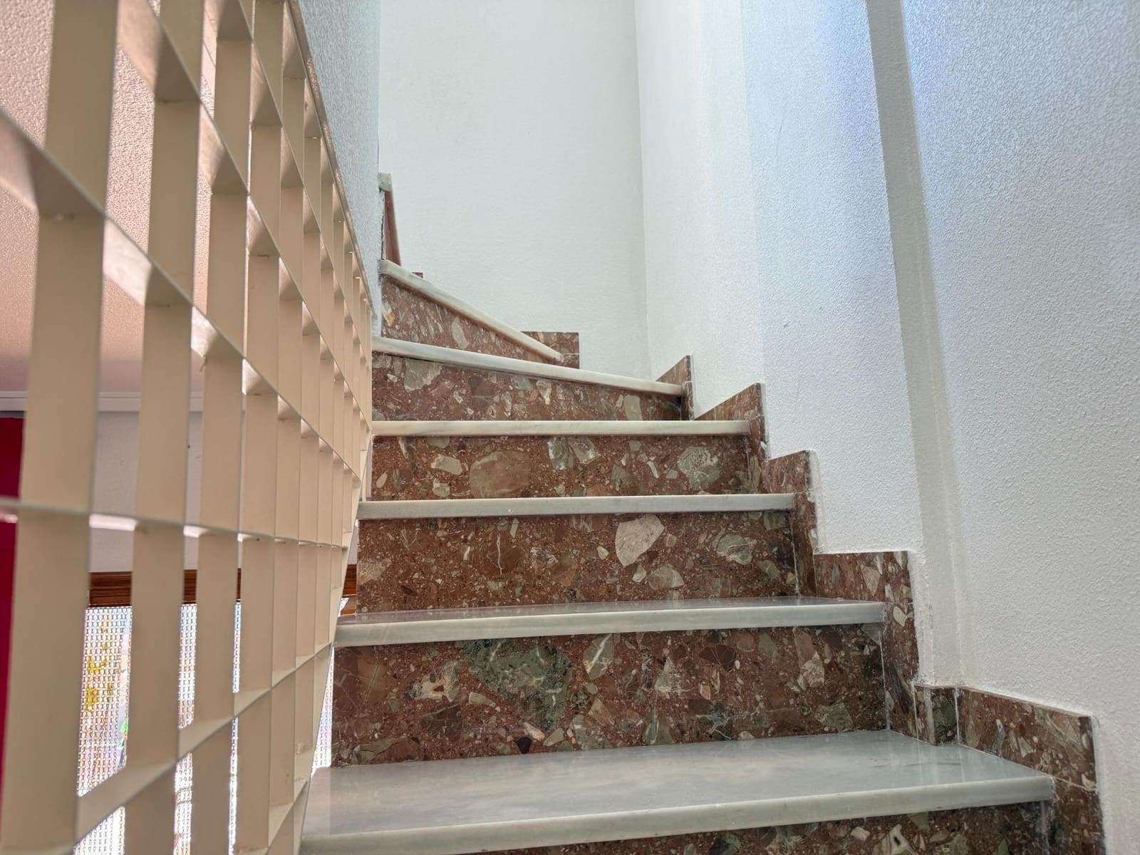 4 slaapkamer Rijtjeshuis te koop in Los Altos met zwembad - € 199.900 (Ref: 8943913)