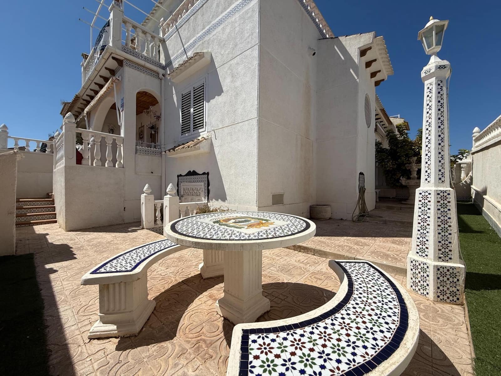 4 slaapkamer Rijtjeshuis te koop in Los Altos met zwembad - € 199.900 (Ref: 8943913)