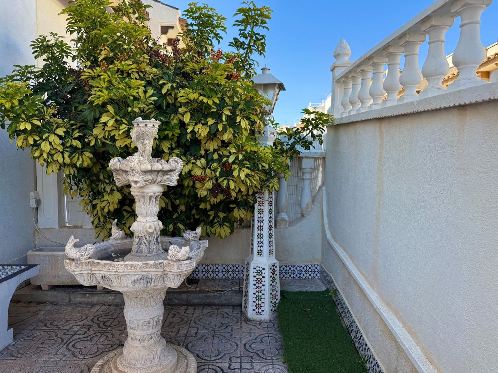 4 slaapkamer Rijtjeshuis te koop in Los Altos met zwembad - € 199.900 (Ref: 8943913)