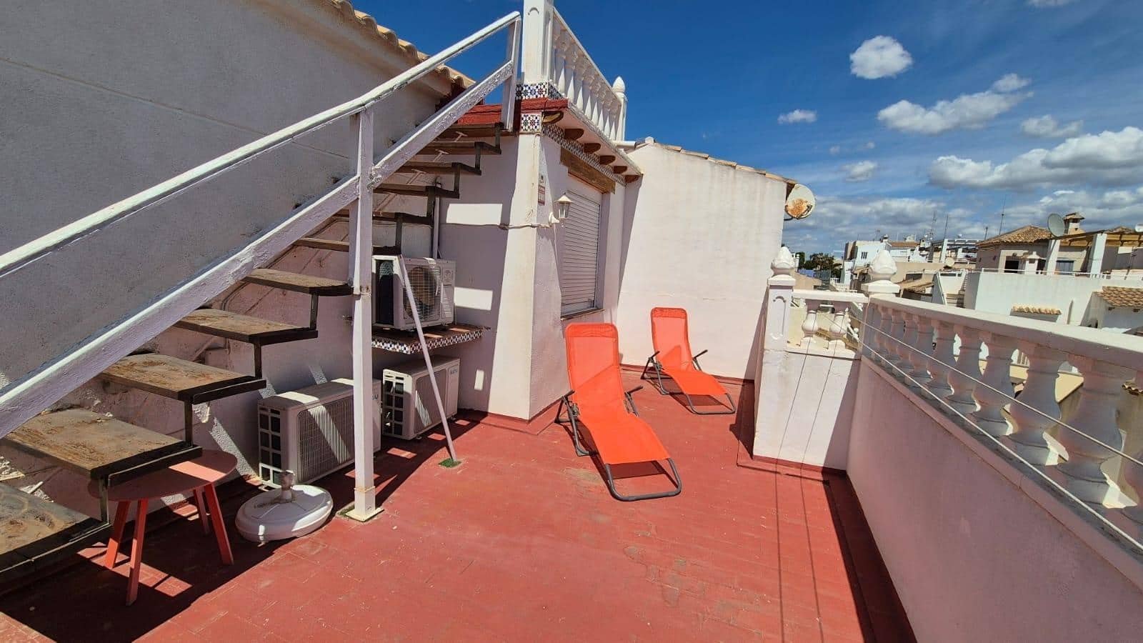 4 bedroom Terraced Villa for sale in Los Altos with pool - € 199,900 (Ref: 8943913)