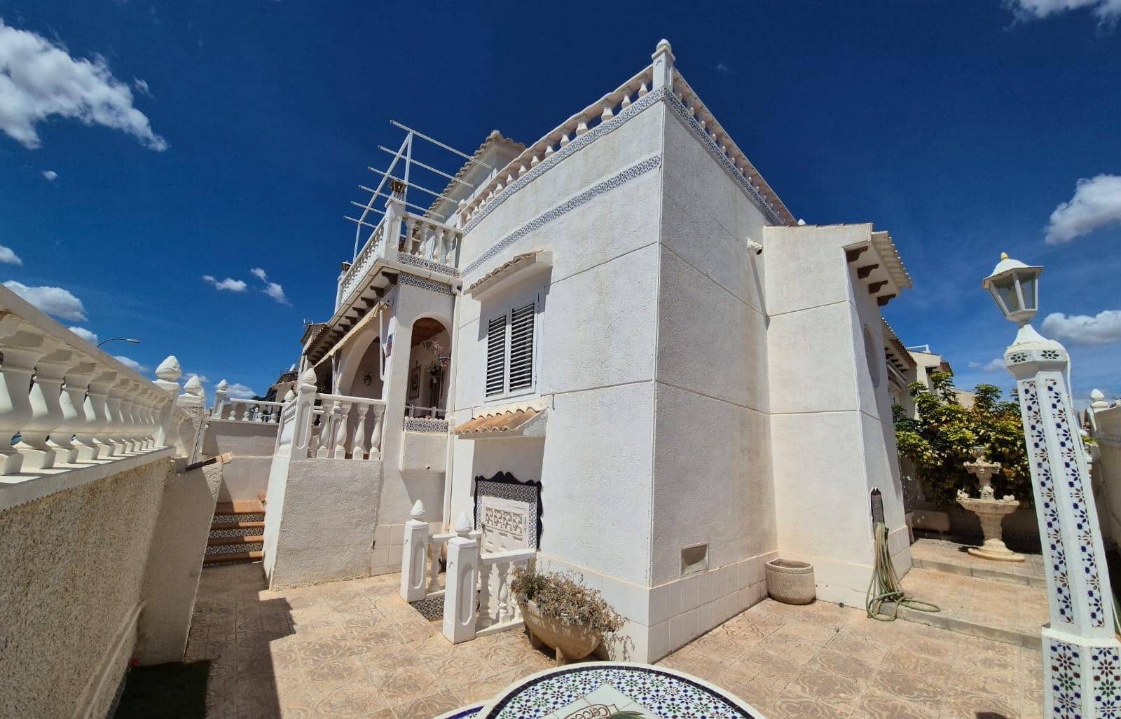 4 bedroom Terraced Villa for sale in Los Altos with pool - € 199,900 (Ref: 8943913)