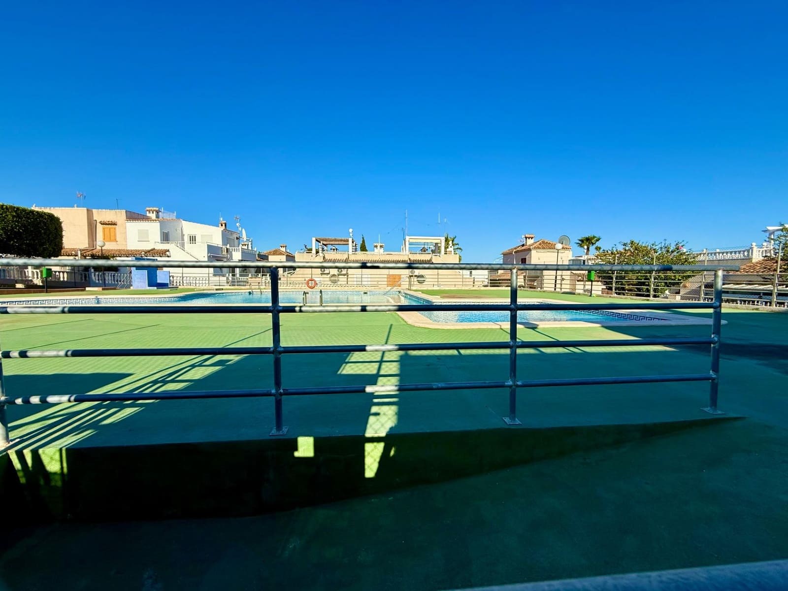 4 bedroom Terraced Villa for sale in Los Altos with pool - € 199,900 (Ref: 8943913)