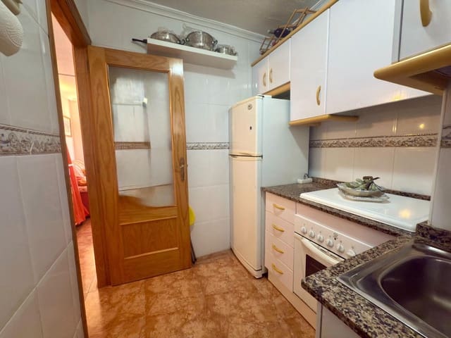 2 sypialnia Apartament na sprzedaż w Nueva Torrevieja, Torrevieja z basenem - 124 400 € (Ref: 9149481)