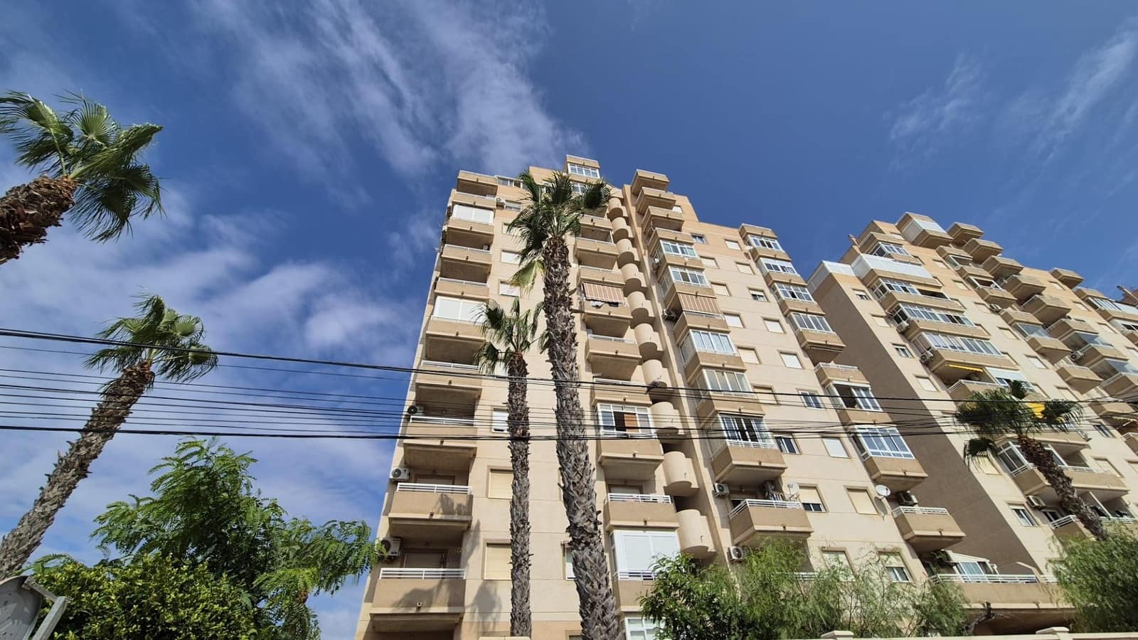 2 soveværelse Lejlighed til salg i Torrevieja med swimmingpool - € 124.400 (Ref: 9149481)