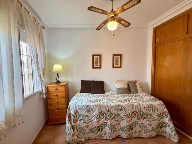 3 slaapkamer Rijtjeshuis te koop in Torreblanca, Torrevieja met zwembad - € 265.000 (Ref: 9195726)