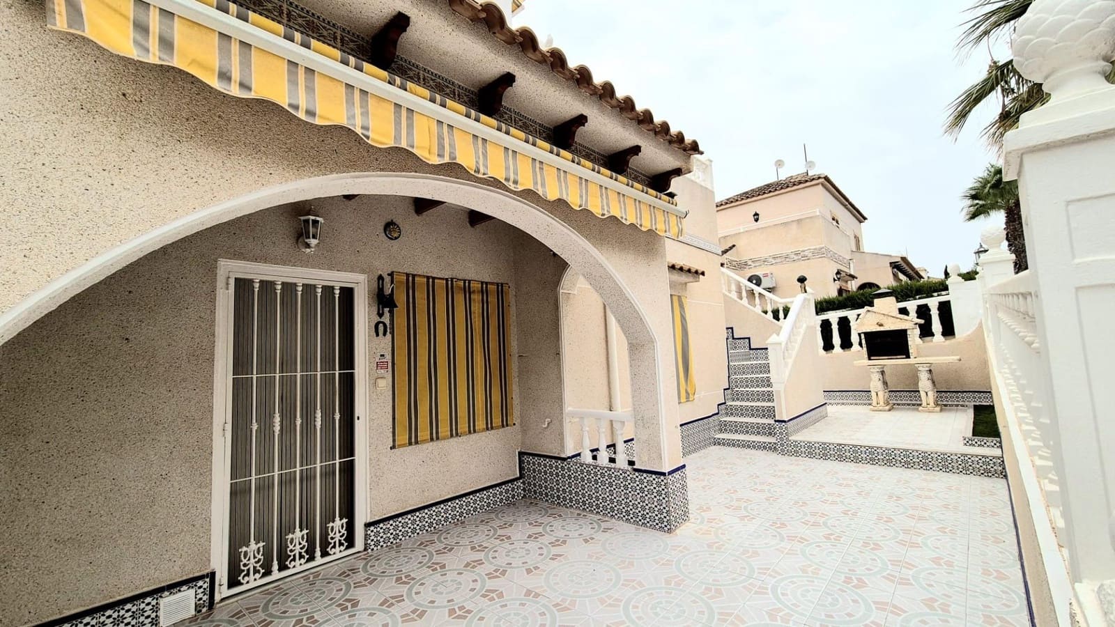 3 bedroom Terraced Villa for sale in Los Altos with pool - € 238,900 (Ref: 9215227)