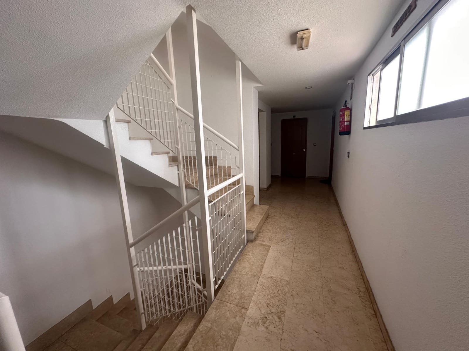 1 soveværelse Lejlighed til salg i Torrevieja med swimmingpool garage - € 138.900 (Ref: 9252225)