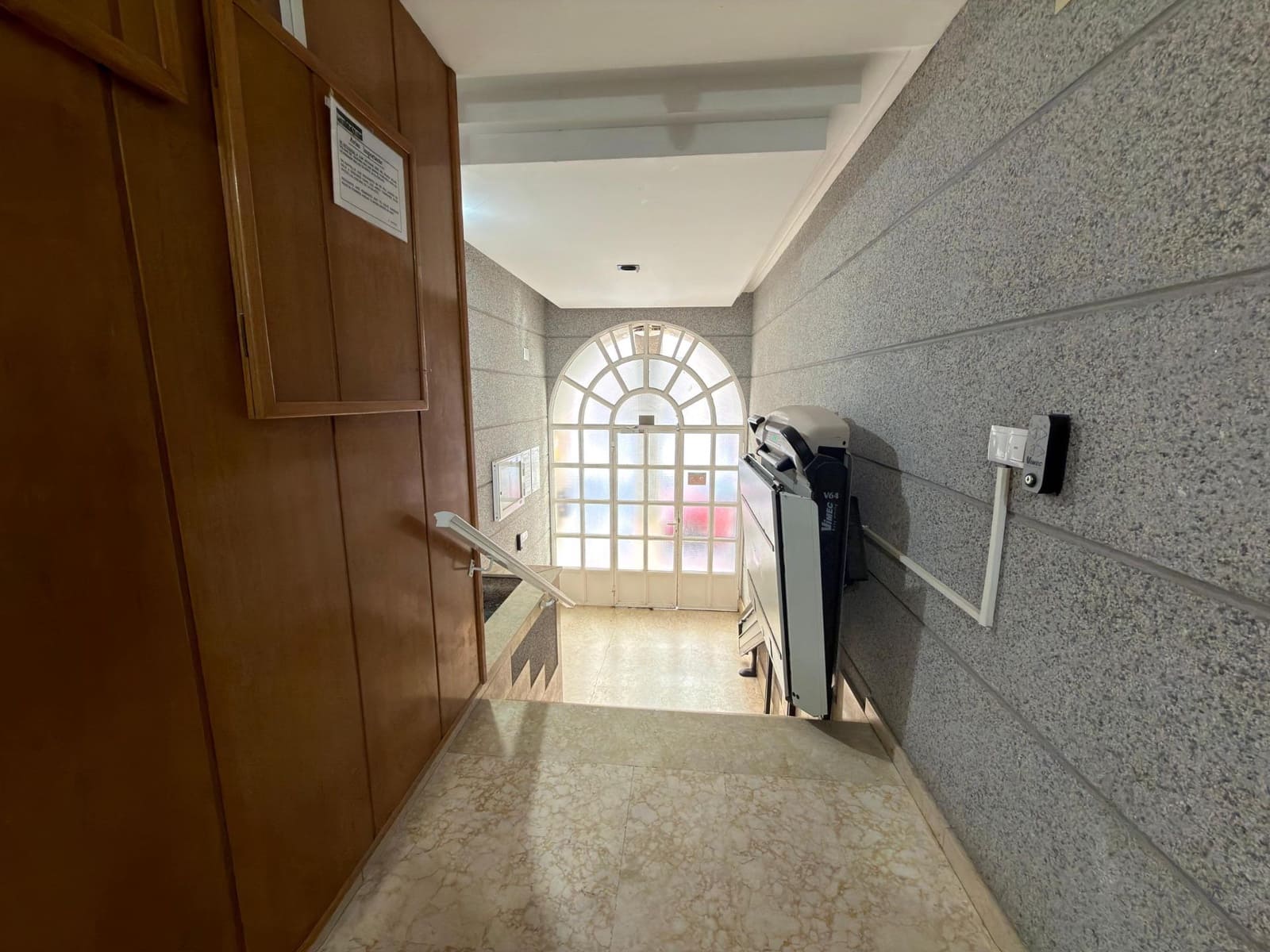 1 slaapkamer Appartement te koop in Torrevieja met zwembad garage - € 119.900 (Ref: 9252225)