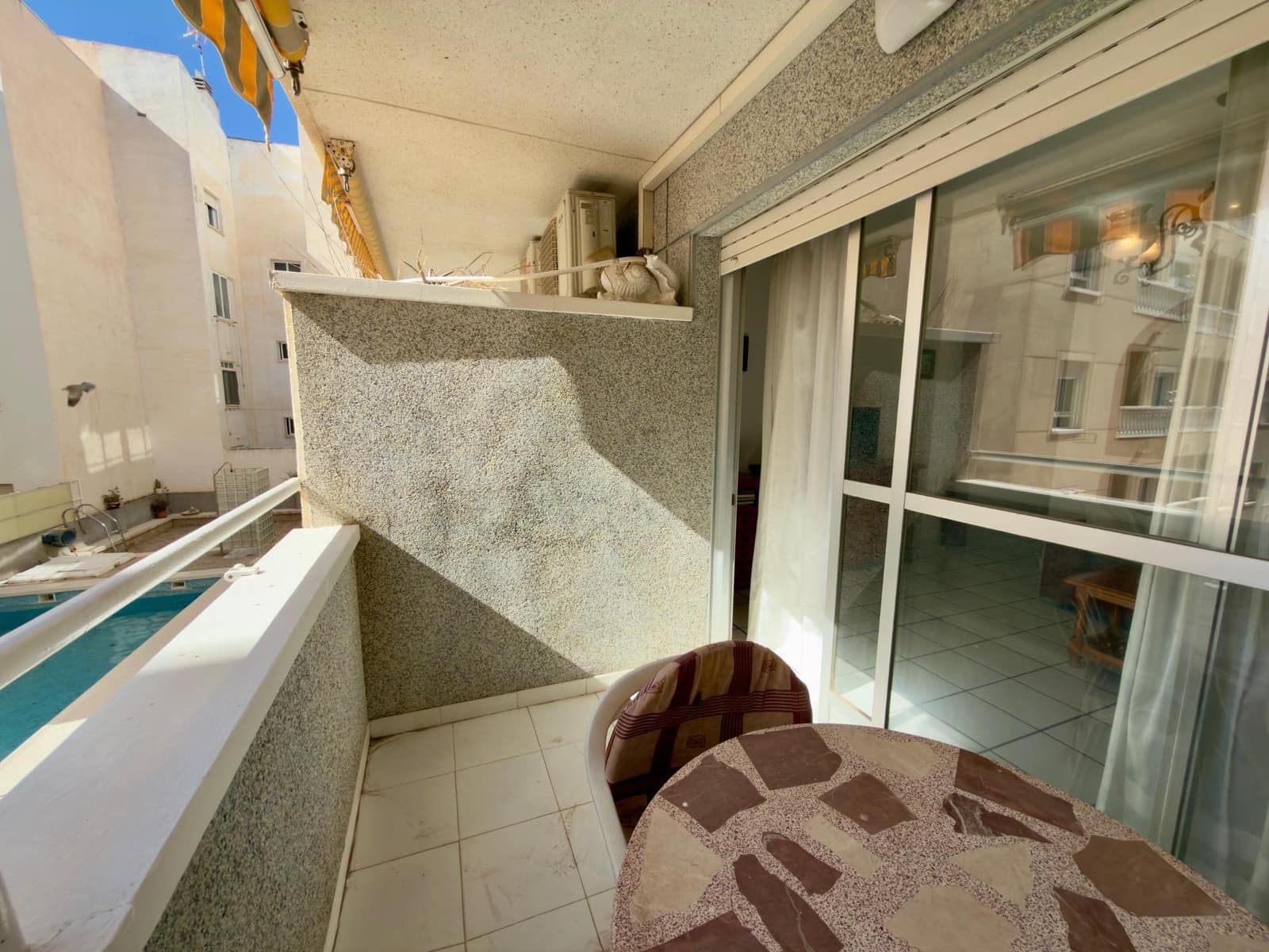 1 soveværelse Lejlighed til salg i Torrevieja med swimmingpool garage - € 119.900 (Ref: 9252225)