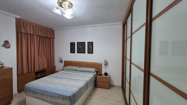 4 soveværelse Lejlighed til salg i Centro, Torrevieja med garage - € 219.680 (Ref: 9291443)