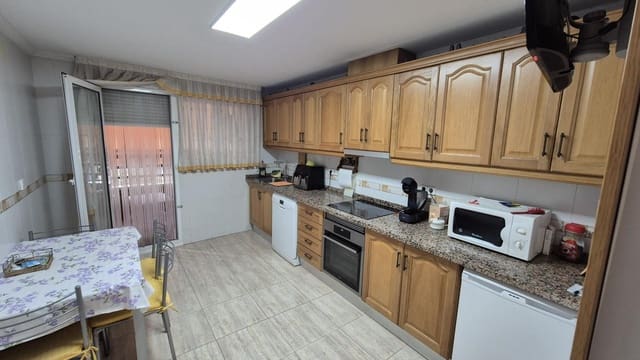 4 soverom Leilighet til salgs i Centro, Torrevieja med garasje - € 219 680 (Ref: 9291443)