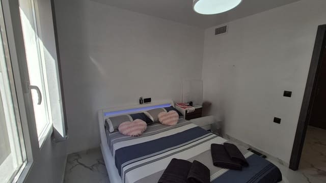 3 bedroom Apartment for sale in Playa del Acequión, Torrevieja - € 183,750 (Ref: 9297037)