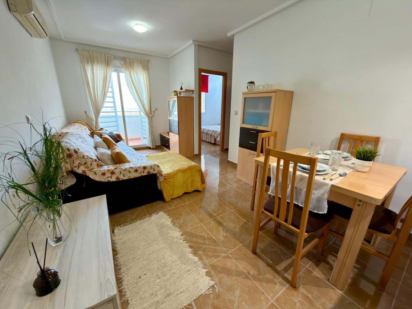 2 Zimmer Apartment zu verkaufen in Torrevieja mit Pool Garage - 119.000 € (Ref: 9344945)