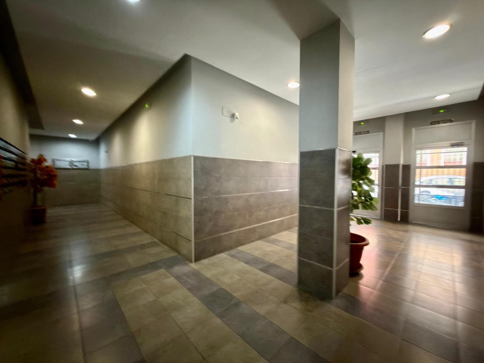 2 Zimmer Apartment zu verkaufen in Torrevieja mit Pool Garage - 119.000 € (Ref: 9344945)