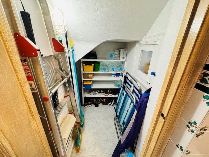 Adosado de 2 habitaciones en Torrevieja en venta con piscina - 210.000 € (Ref: 9379236)