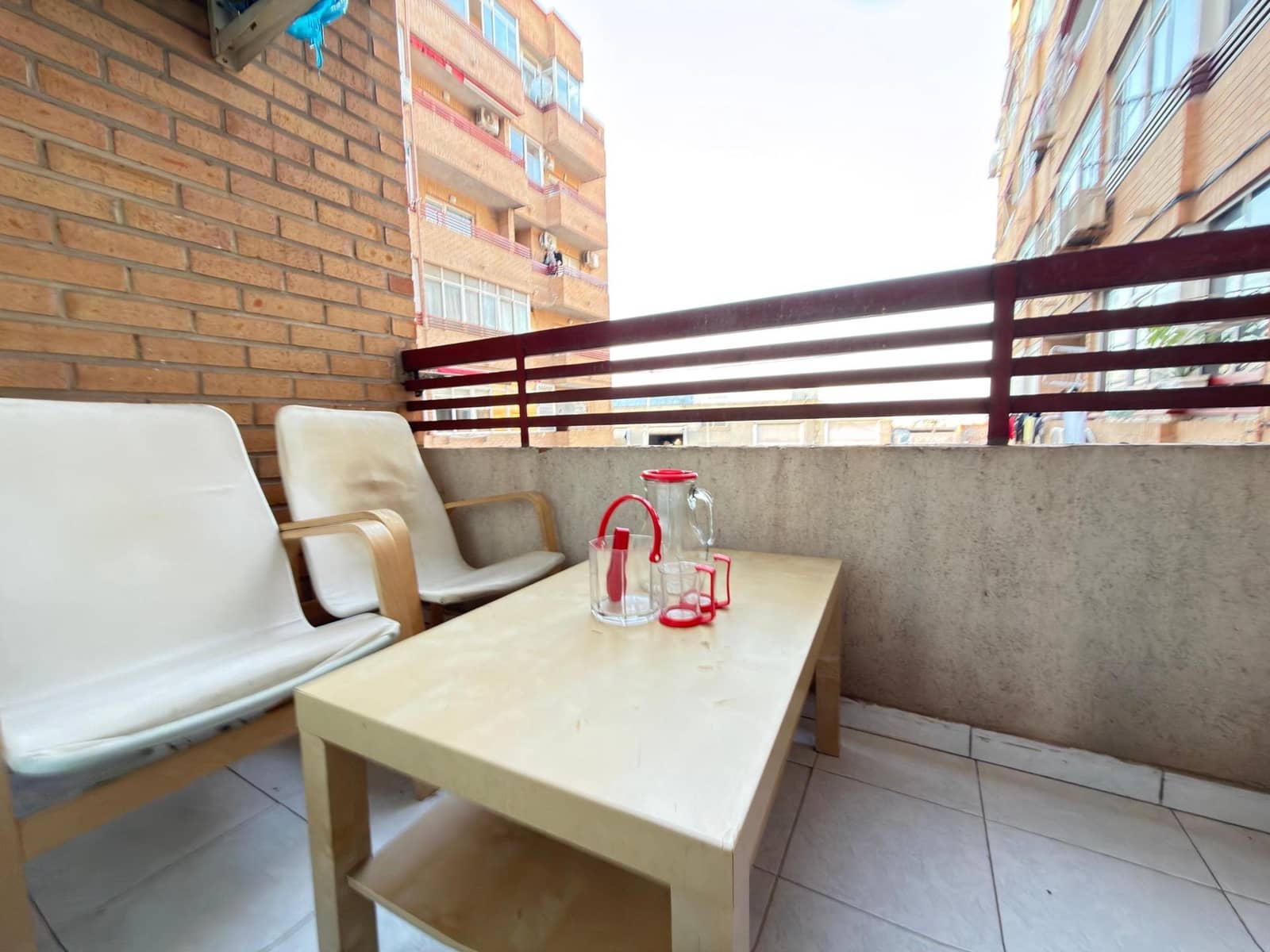 Apartamento de 2 habitaciones en Torrevieja en venta - 106.900 € (Ref: 9386136)