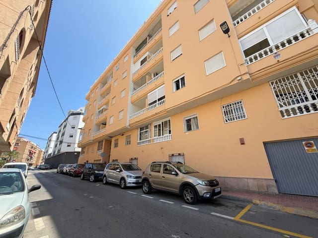 2 quarto Apartamento para venda em El Molino, Torrevieja com piscina garagem - 122 000 € (Ref: 9396184)