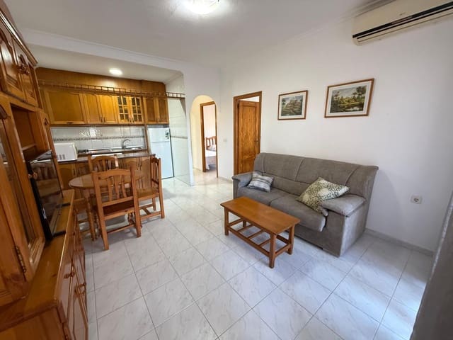 2 soveværelse Bungalow til leje i Los Frutales, Torrevieja med swimmingpool - € 625 (Ref: 9491606)