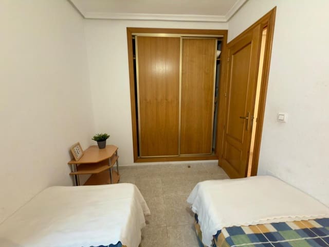 2 soverom Leilighet til salgs i Centro, Torrevieja med garasje - € 130 900 (Ref: 9502565)