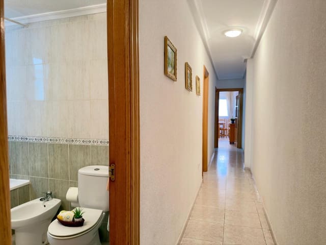 2 soverom Leilighet til salgs i Centro, Torrevieja med garasje - € 130 900 (Ref: 9502565)