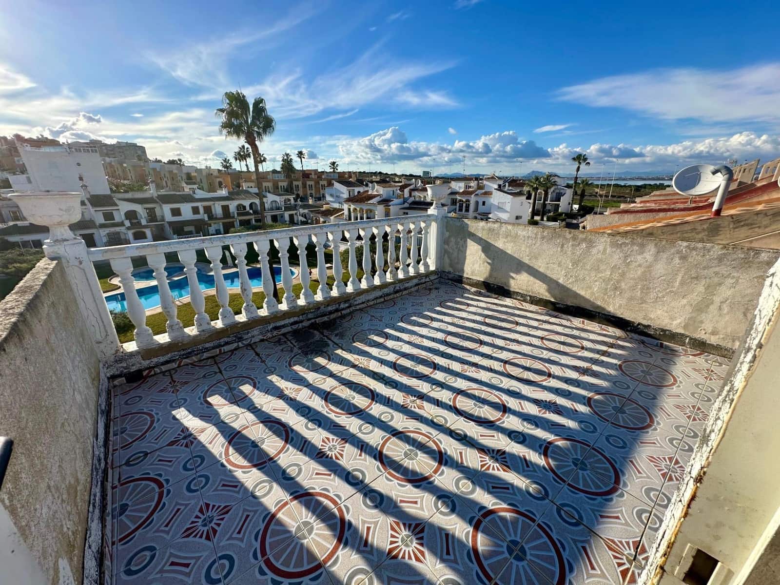 4 bedroom Terraced Villa for sale in Torrevieja with pool garage - € 222,500 (Ref: 9533889)