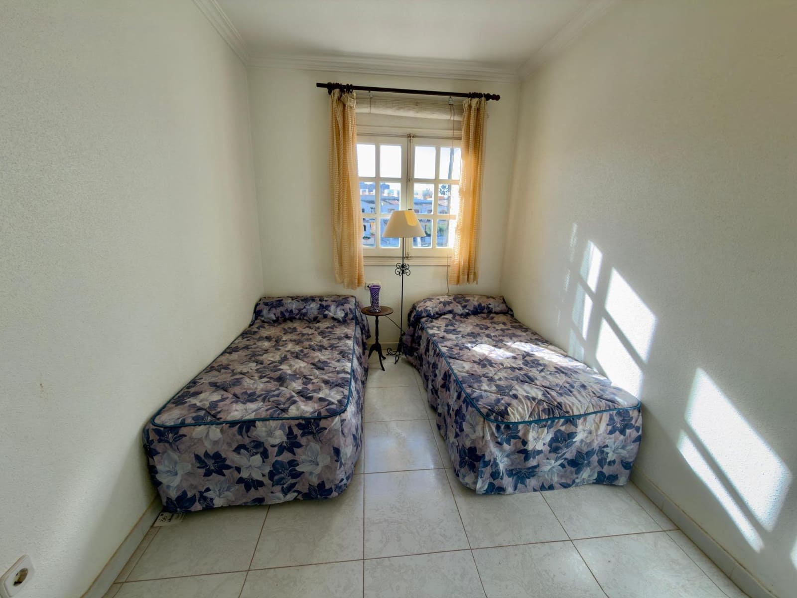 Adosado de 4 habitaciones en Torrevieja en venta con piscina garaje - 189.990 € (Ref: 9533889)