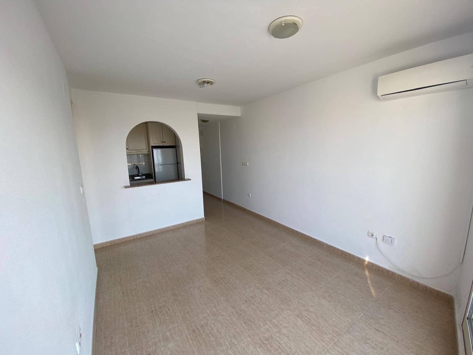 1 quarto Penthouse para venda em Torrevieja com piscina garagem - 115 000 € (Ref: 9599669)