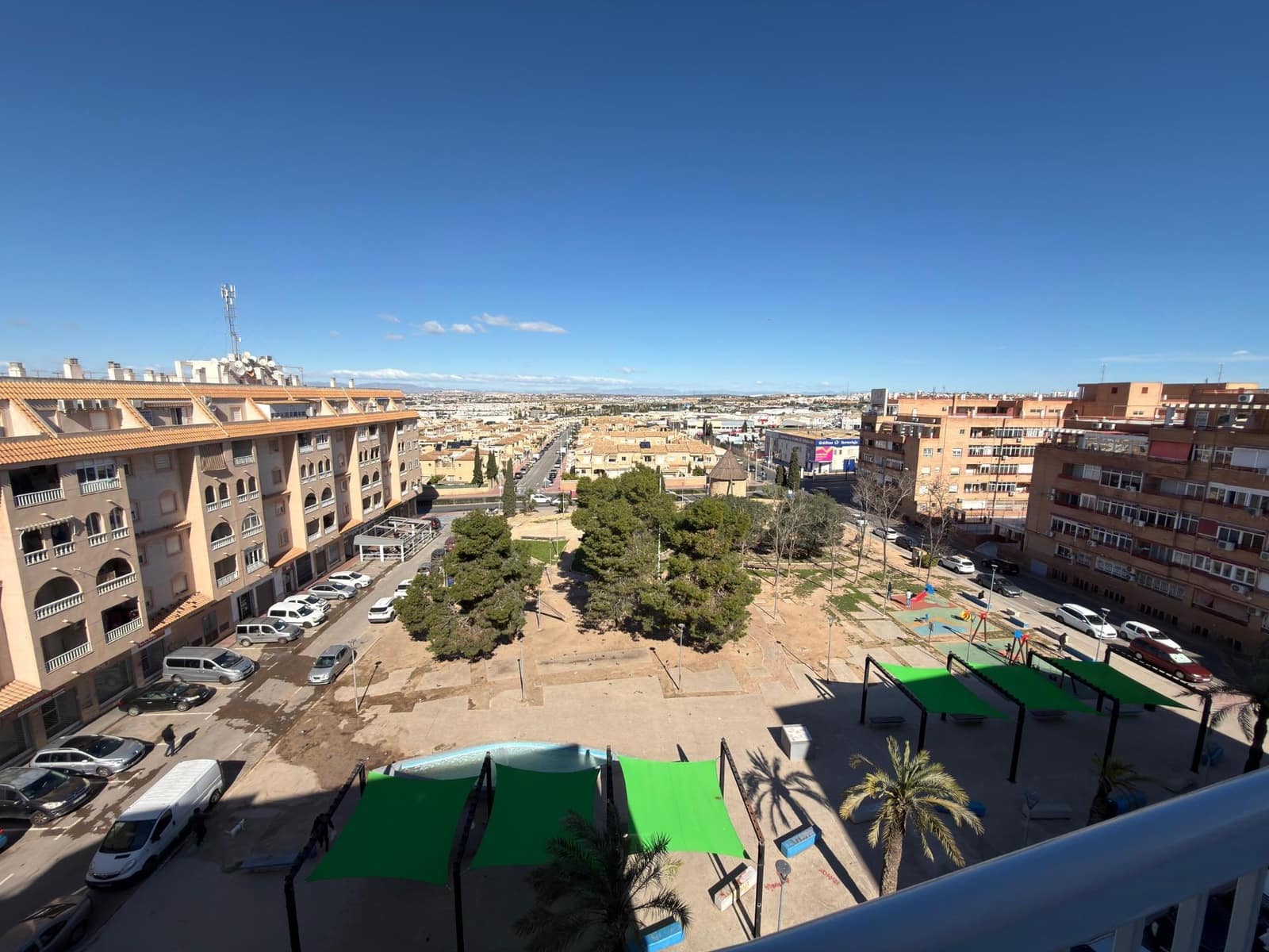 1 quarto Penthouse para venda em Torrevieja com piscina garagem - 115 000 € (Ref: 9599669)