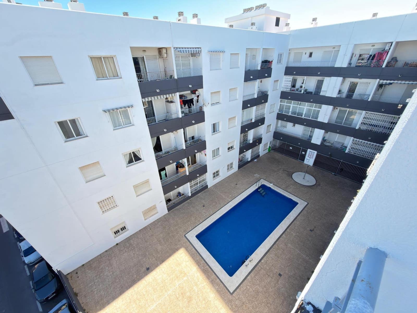 1 quarto Penthouse para venda em Torrevieja com piscina garagem - 115 000 € (Ref: 9599669)