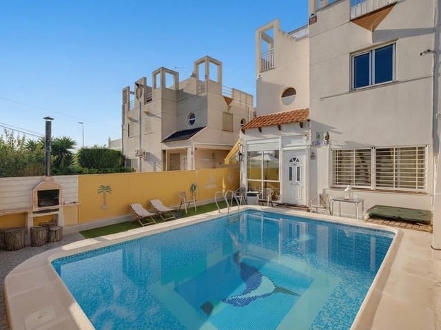 4 soveværelse Rækkehus til salg i Torrevieja - € 235.000 (Ref: 9599670)