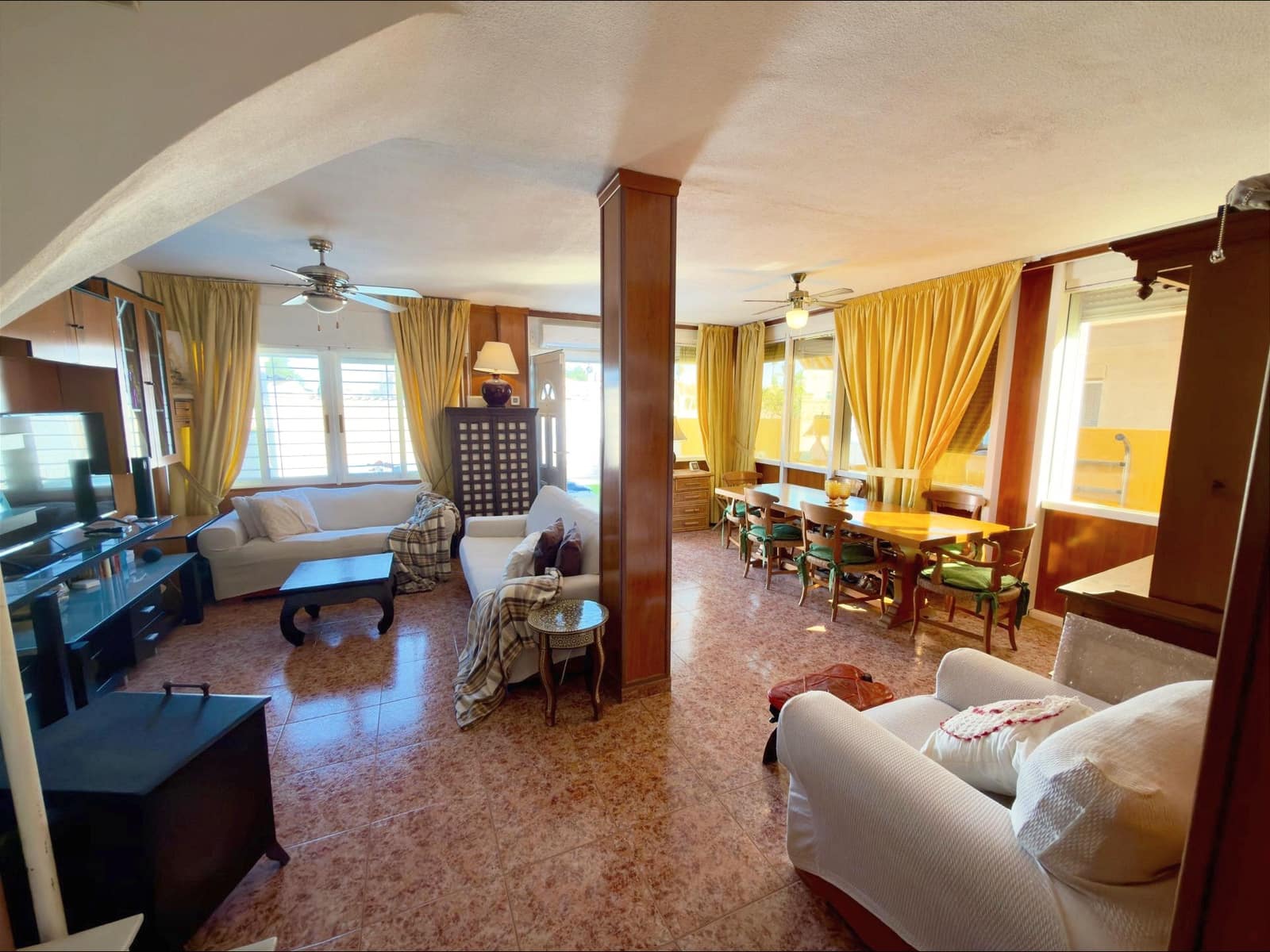 4 chambre Villa/Maison Mitoyenne à vendre à Torrevieja - 235 000 € (Ref: 9599670)