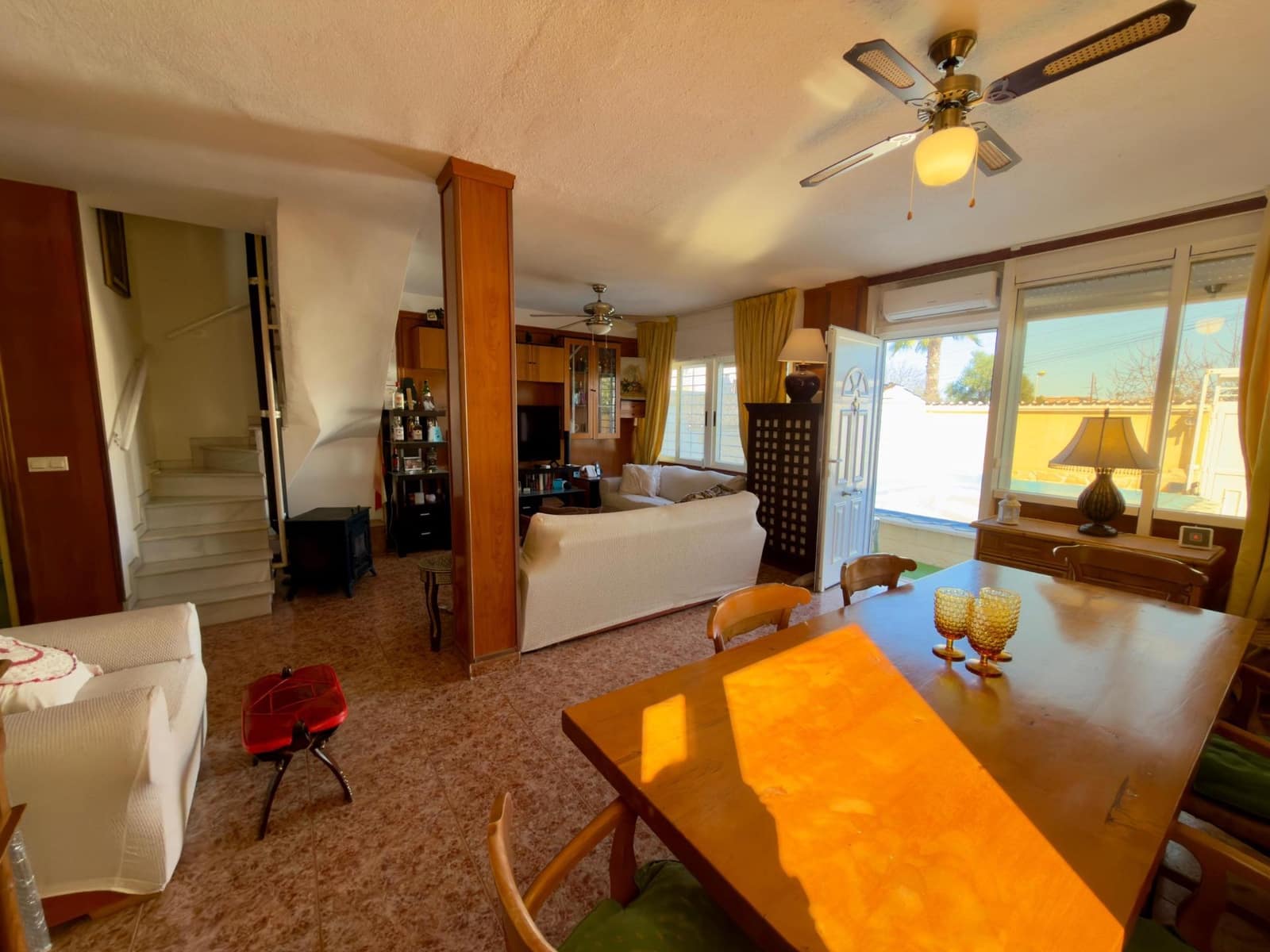 4 chambre Villa/Maison Mitoyenne à vendre à Torrevieja - 235 000 € (Ref: 9599670)