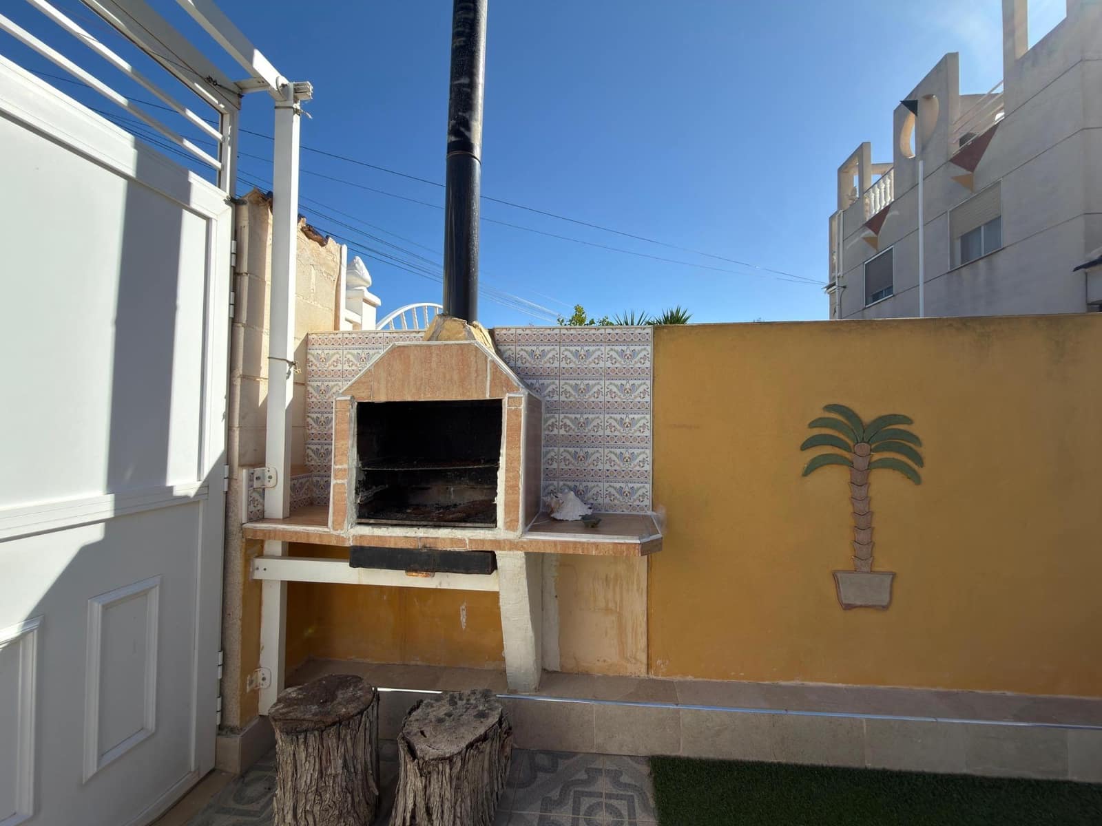 4 chambre Villa/Maison Mitoyenne à vendre à Torrevieja - 235 000 € (Ref: 9599670)