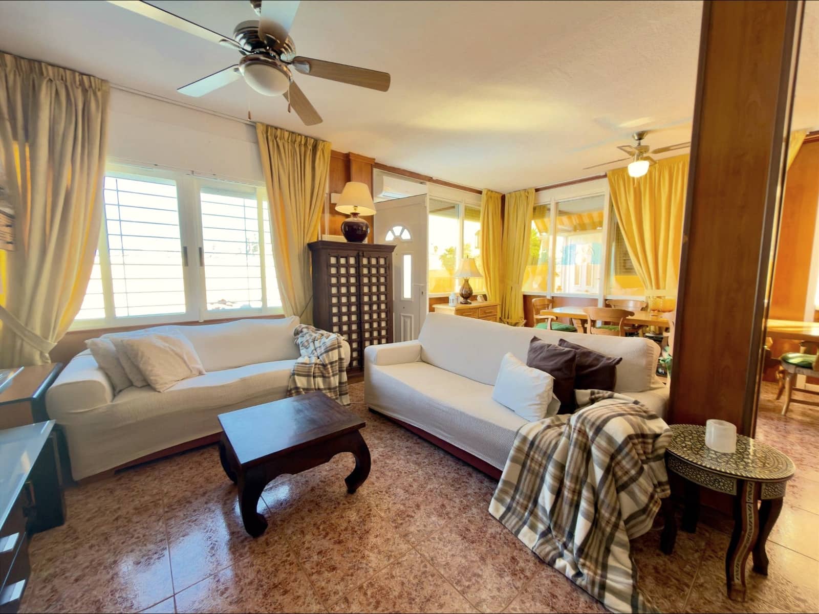 4 chambre Villa/Maison Mitoyenne à vendre à Torrevieja - 235 000 € (Ref: 9599670)