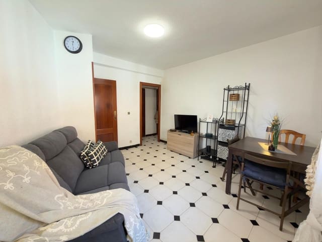 Piso de 3 habitaciones en Pozuelo de Alarcón en venta - 260.000 € (Ref: 9616035)