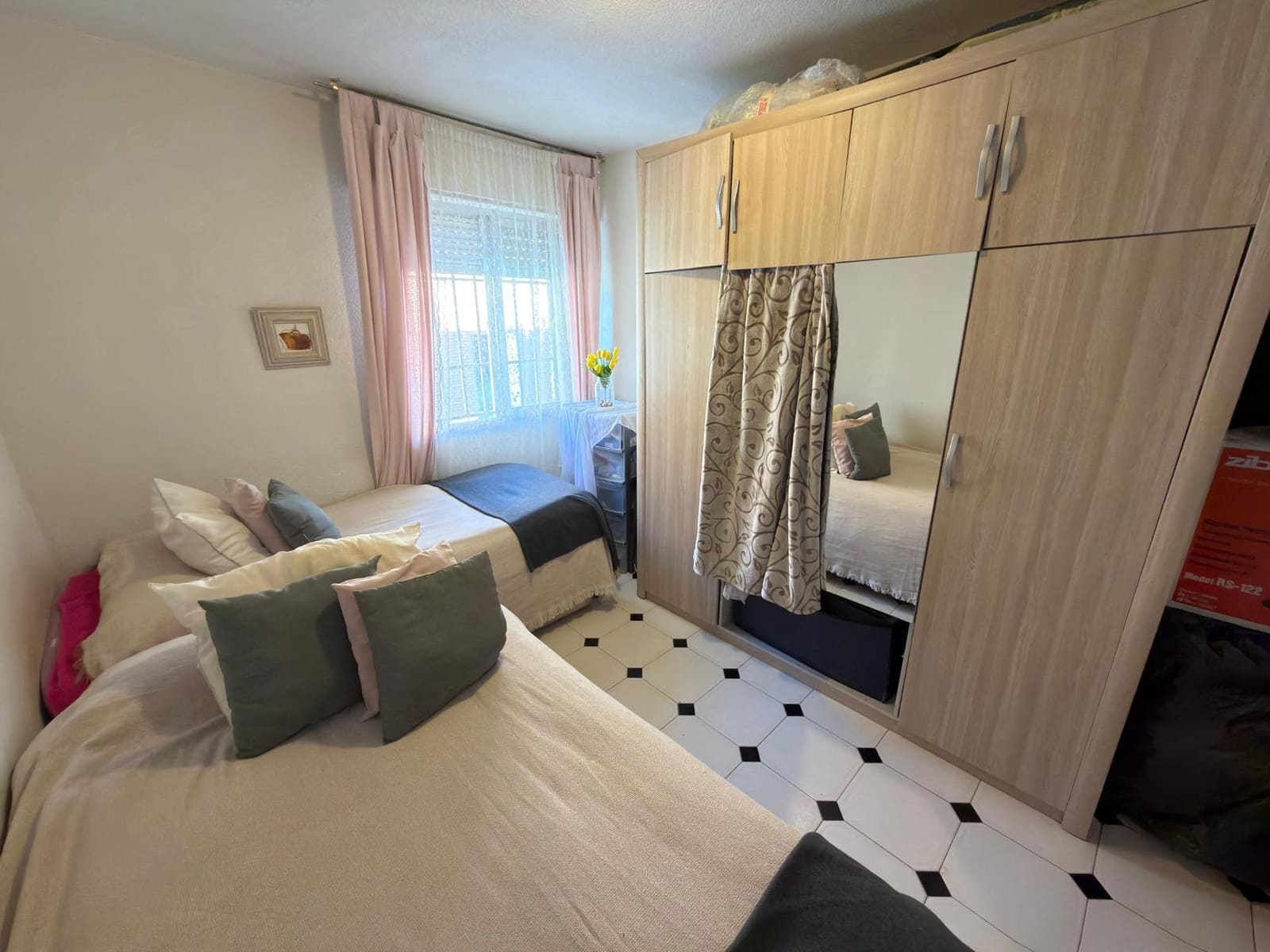 3 bedroom Flat for sale in Pozuelo de Alarcon - € 260,000 (Ref: 9695482)