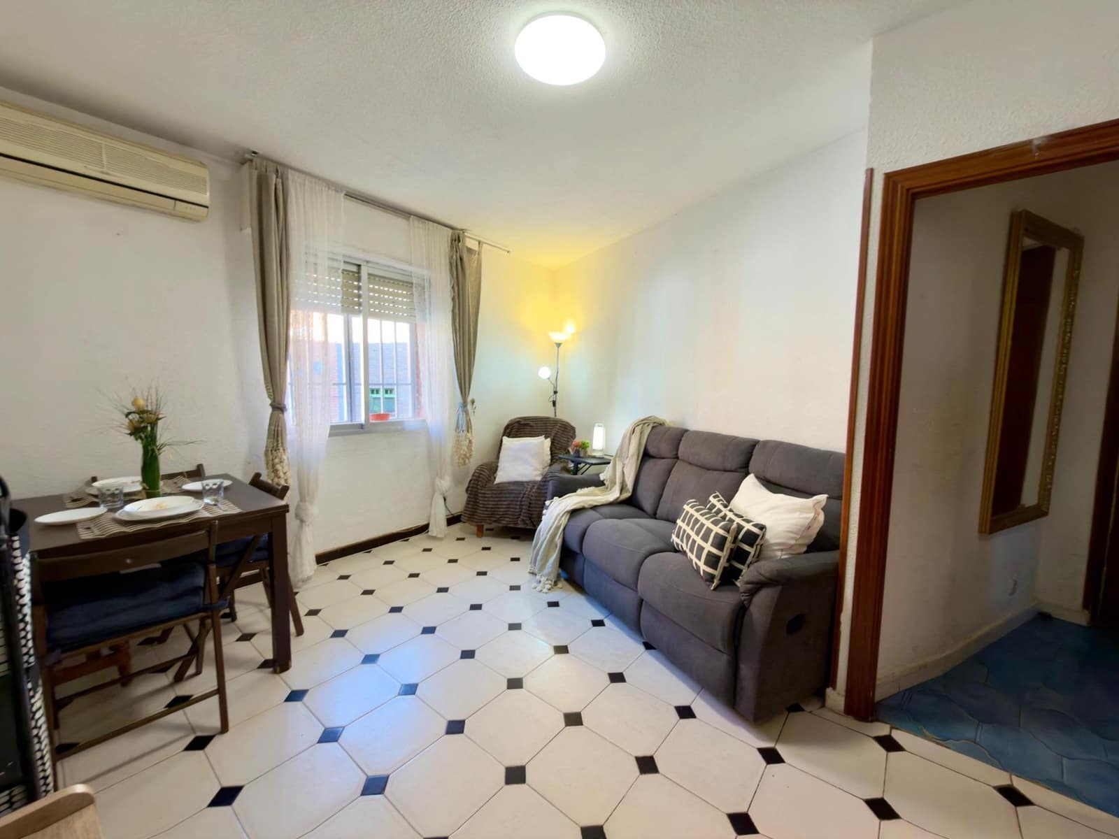 Piso de 3 habitaciones en Pozuelo de Alarcón en venta - 260.000 € (Ref: 9695482)