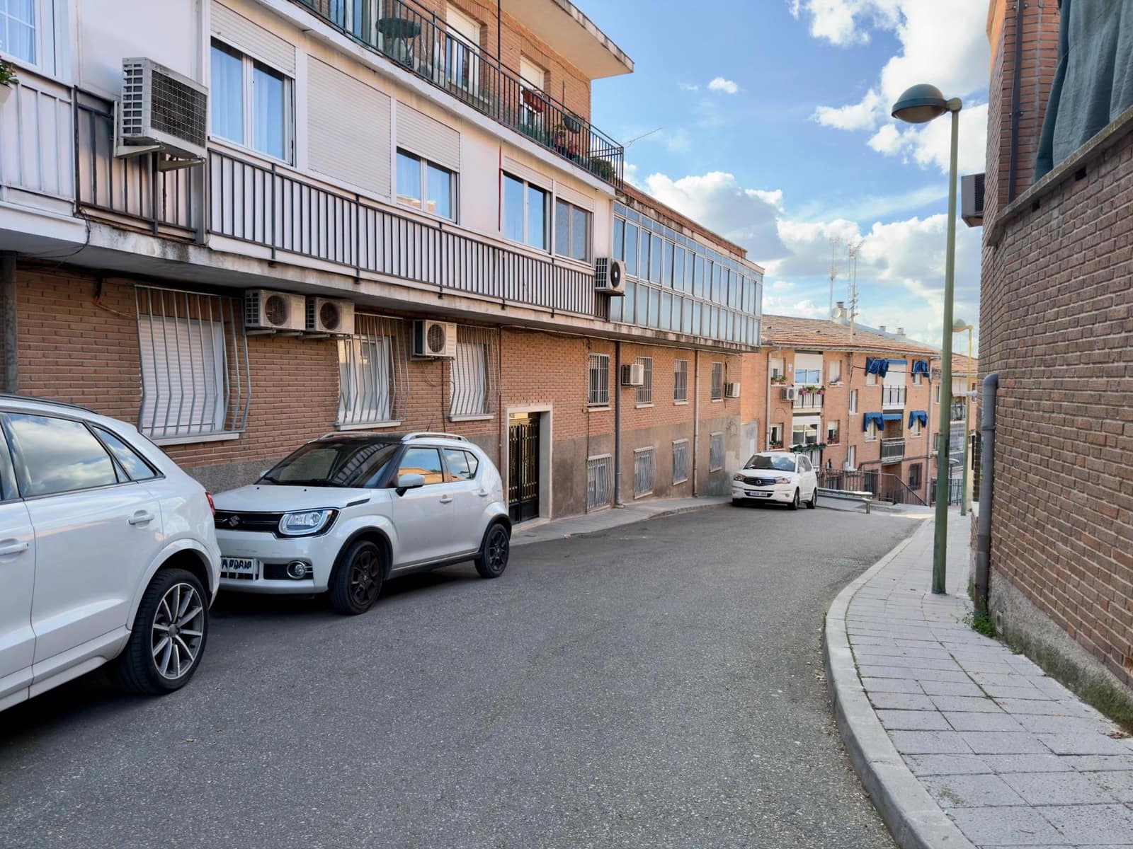 Piso de 3 habitaciones en Pozuelo de Alarcón en venta - 260.000 € (Ref: 9695482)