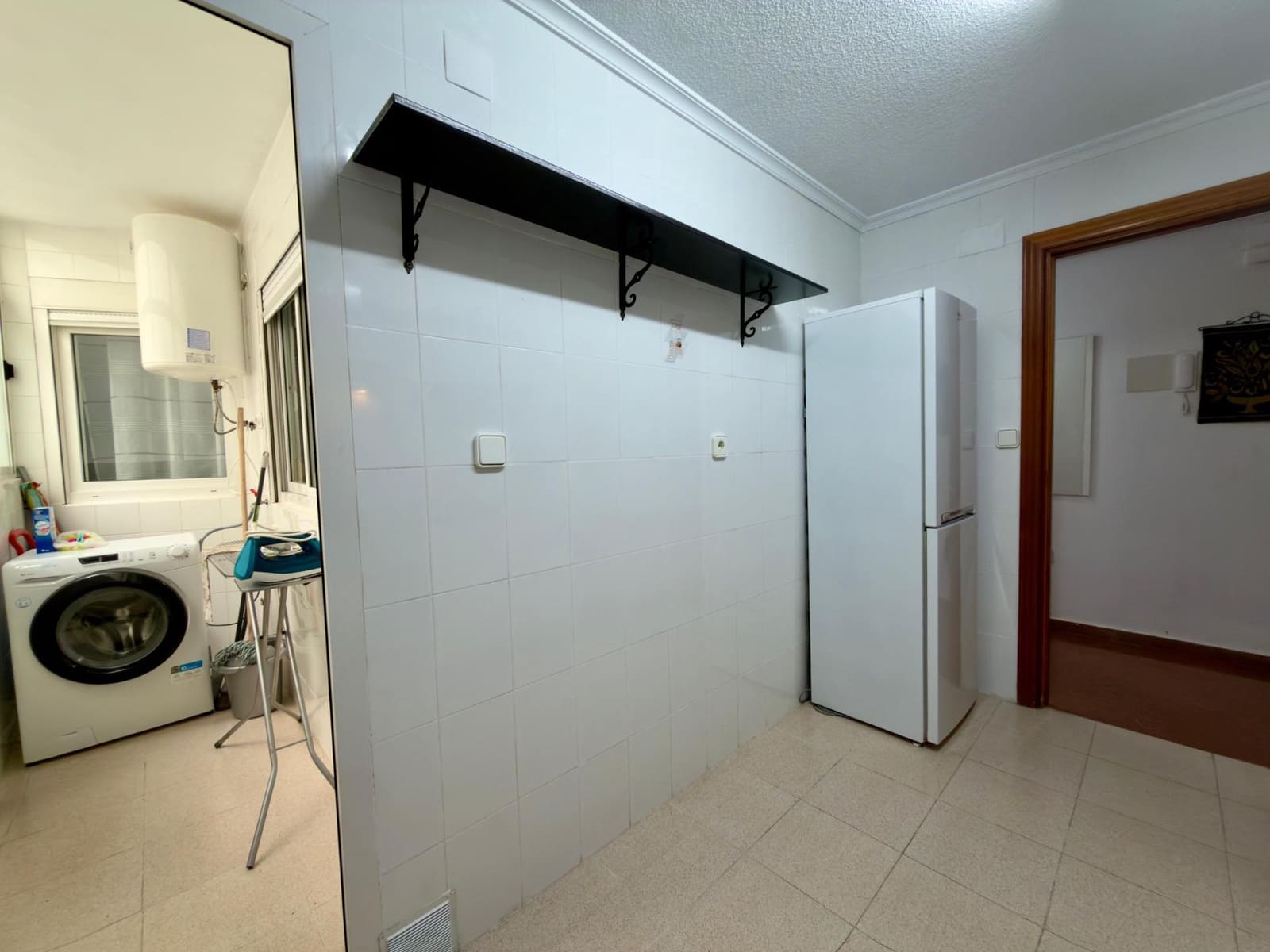2 bedroom Apartment for sale in Torrevieja - € 160,000 (Ref: 9738948)