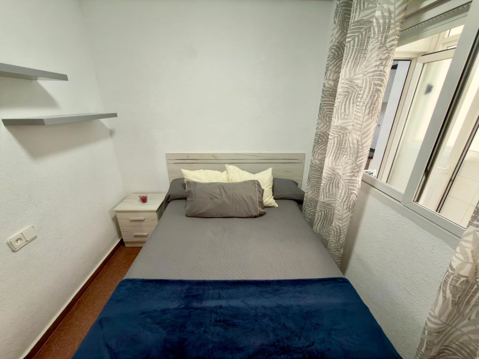 2 bedroom Apartment for sale in Torrevieja - € 160,000 (Ref: 9738948)