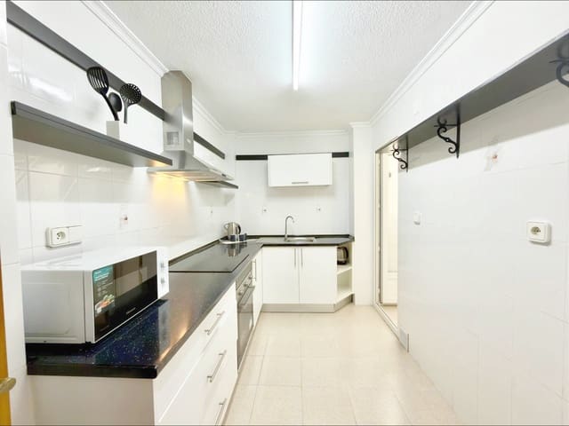 2 bedroom Apartment for sale in Torrevieja - € 160,000 (Ref: 9738948)