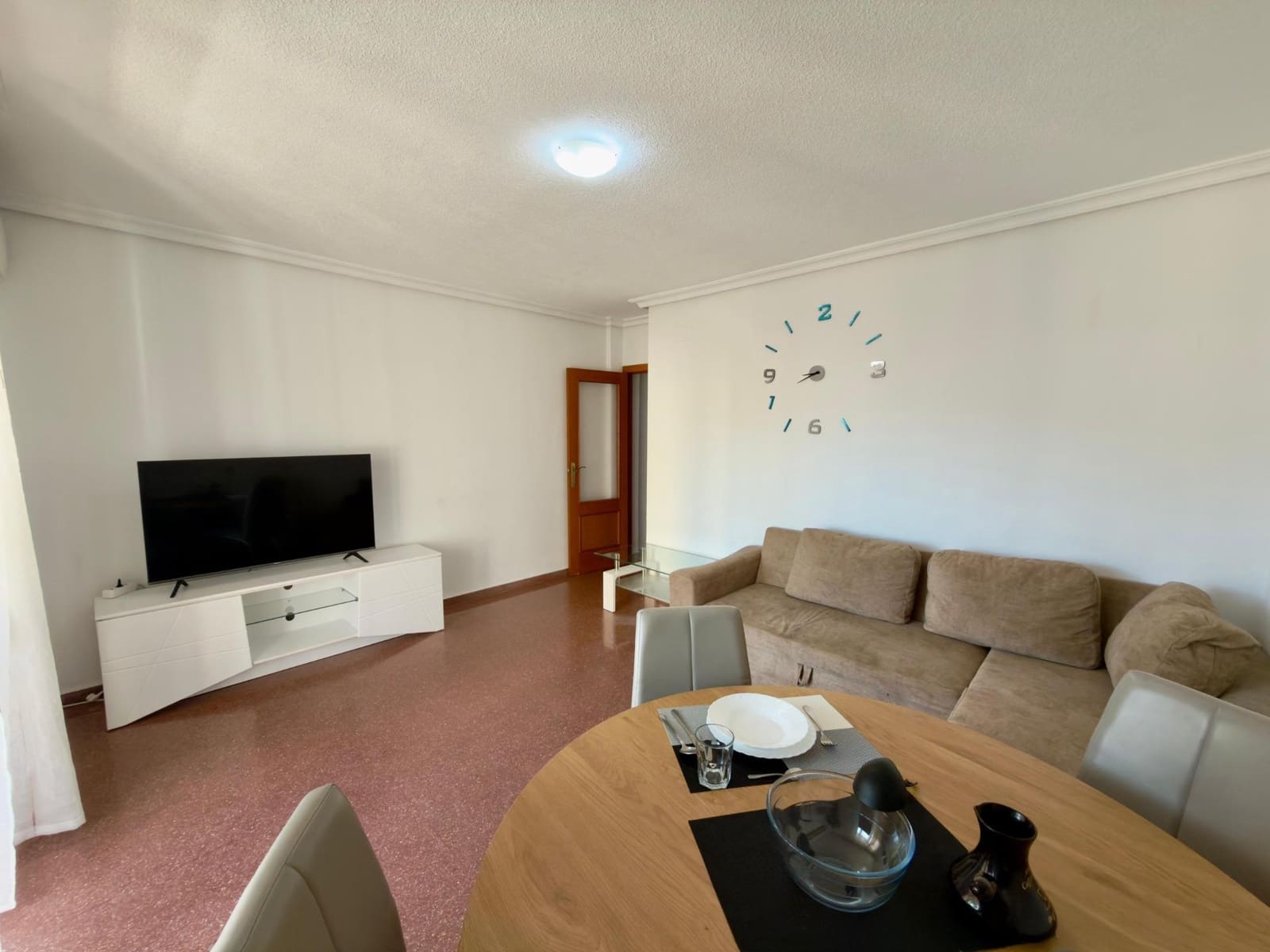 2 bedroom Apartment for sale in Torrevieja - € 160,000 (Ref: 9738948)