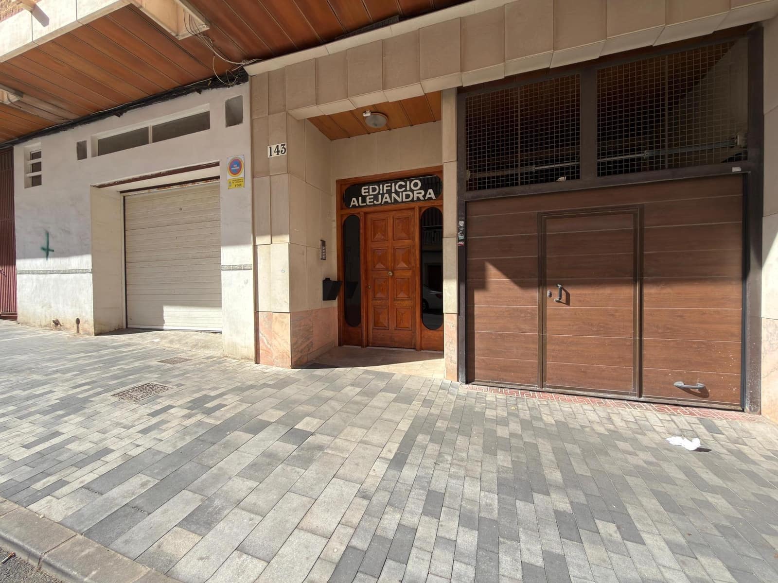 2 bedroom Apartment for sale in Torrevieja - € 160,000 (Ref: 9738948)