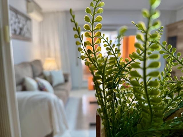 Ático en El Molino, Torrevieja en venta con piscina garaje - 100.000 € (Ref: 9748164)