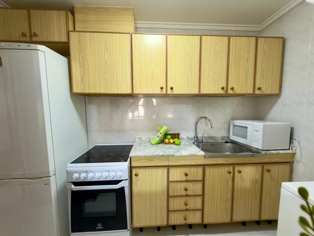 Ático en El Molino, Torrevieja en venta con piscina garaje - 100.000 € (Ref: 9748164)