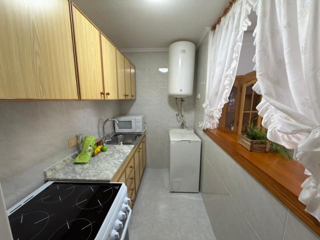 Ático en El Molino, Torrevieja en venta con piscina garaje - 100.000 € (Ref: 9748164)